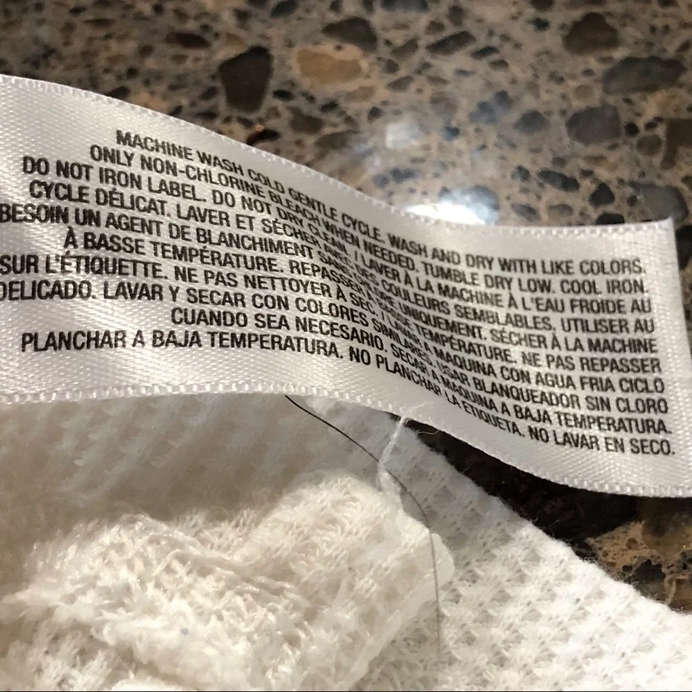 Old Navy Waffle Seasalt Long Sleeve Tee. M - Picture 5 of 5